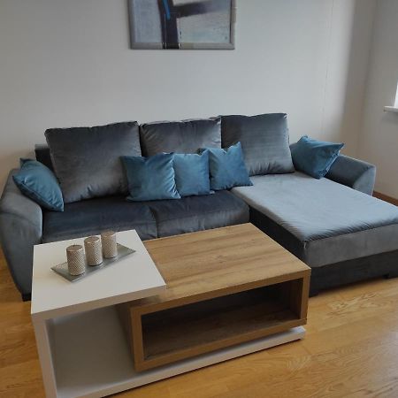 Klaipedos 99 Apartamentai Panevėžys Exteriör bild