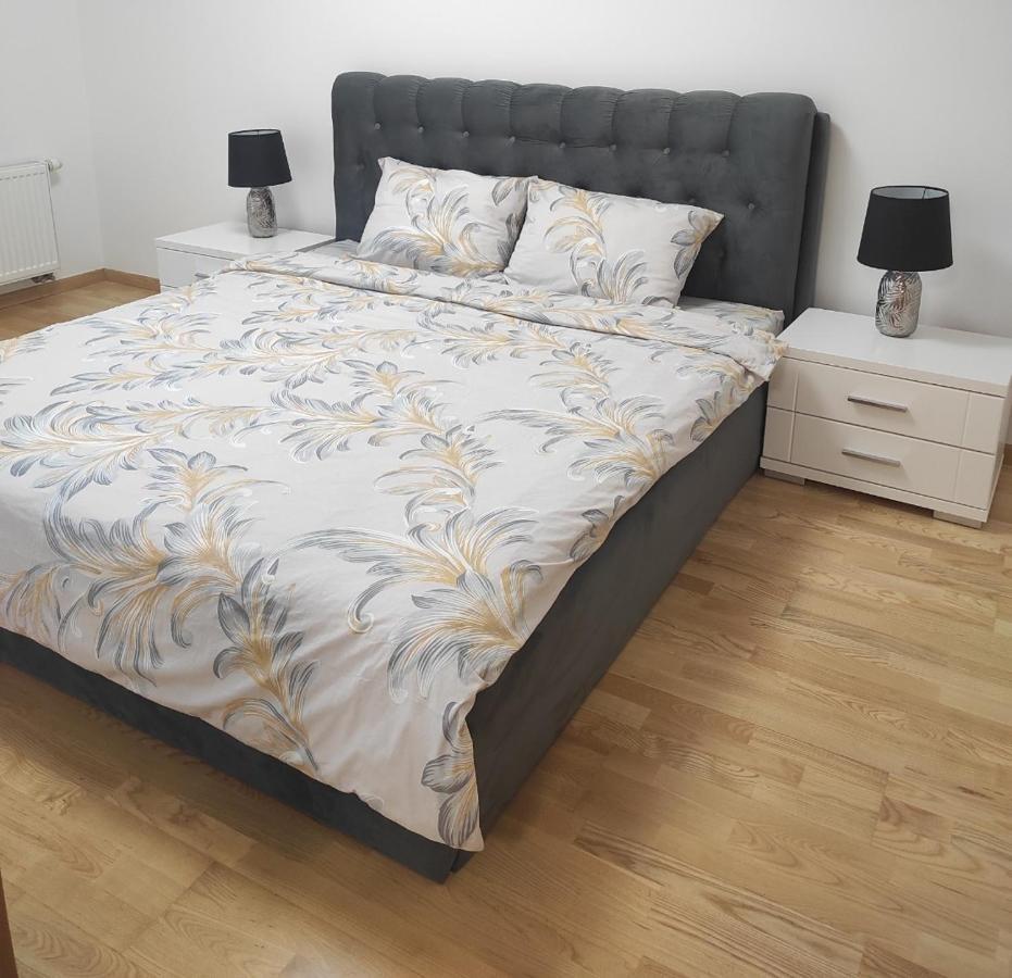 Klaipedos 99 Apartamentai Panevėžys Exteriör bild