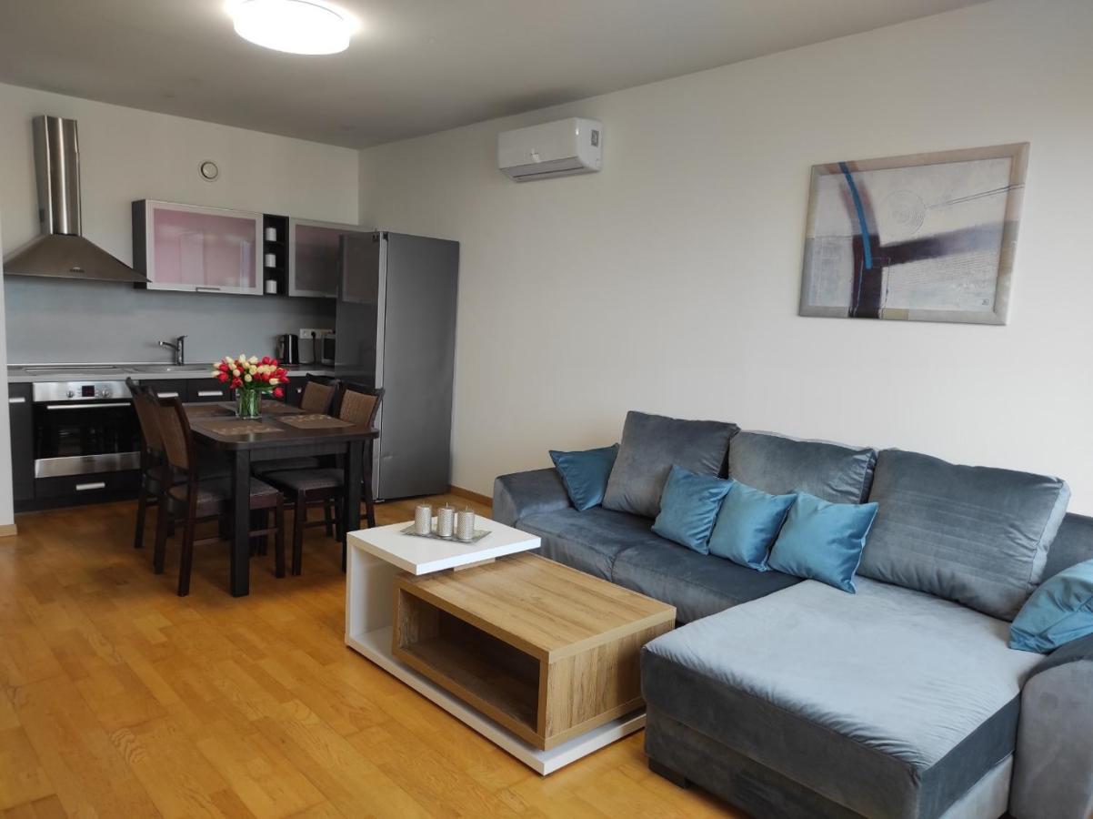 Klaipedos 99 Apartamentai Panevėžys Exteriör bild